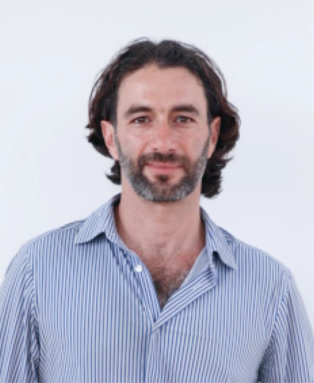 רוני - מנכ״ל